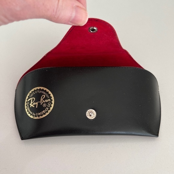 RAY-BAN Sunglasses Case Black Exterior Red Interior Unisex Classic Travel - Picture 3 of 8